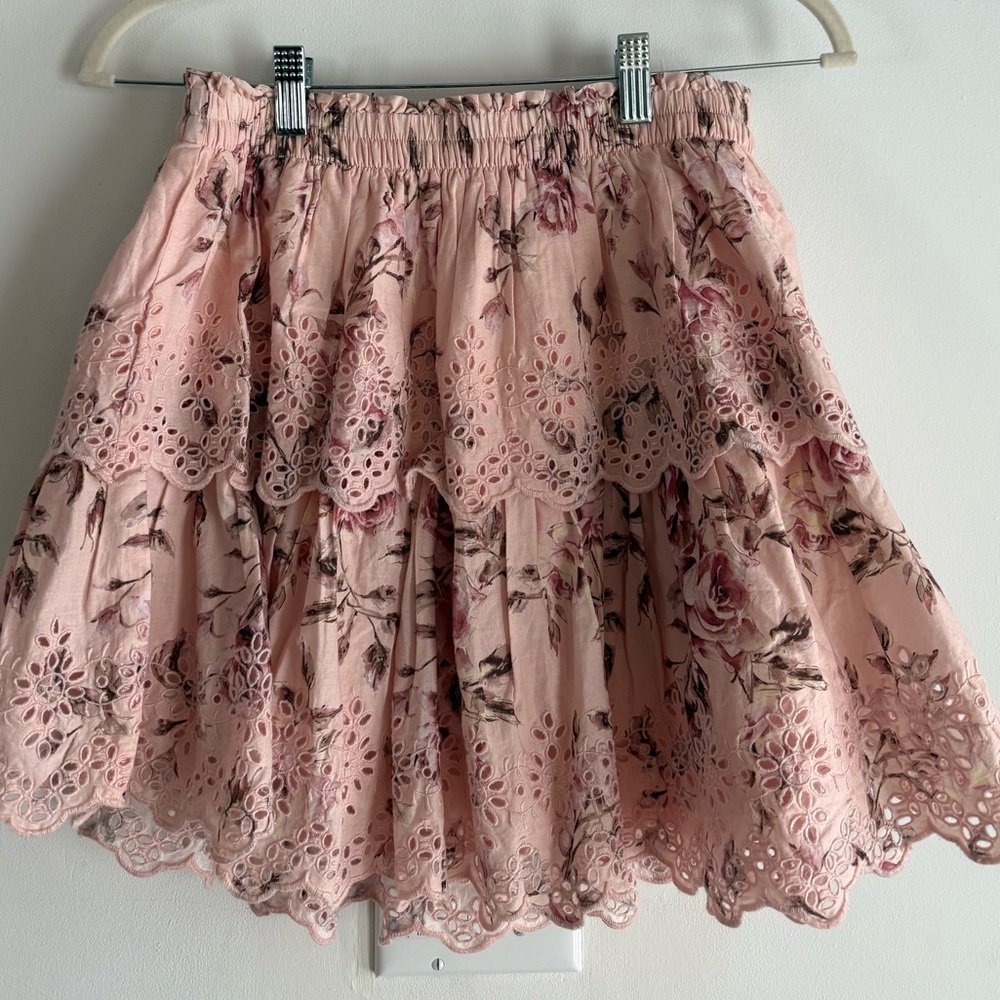 Chic Floral Embroidered Mini Skirt